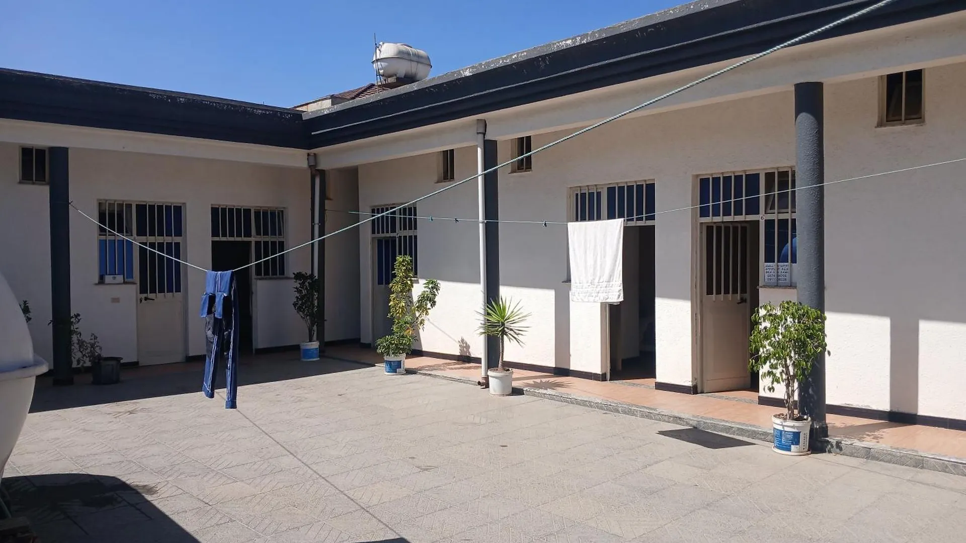 Bed & Breakfast Addis Guest House